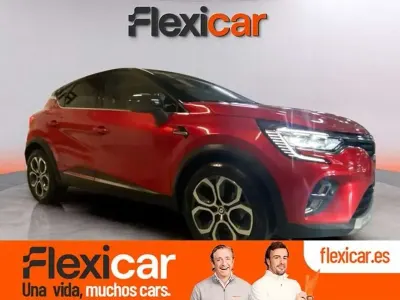 Begagnad Renault Captur Techno 140 HK (102 kW) 2022 Röd SUV