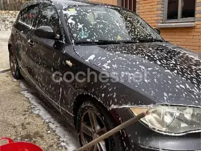 Usado BMW 116 115 CV (84 kW) 2005 Gris / plata Utilitario