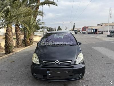 Usado Citroën Xsara Picasso 90 CV (66 kW) 2004 Negro Monovolumen