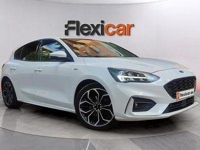 Usado Ford Focus ST-Line 125 CV (91 kW) 2019 Blanco Berlina