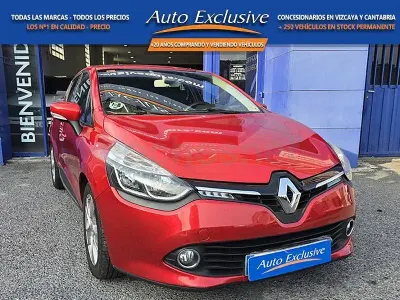 Usado Renault Clio IV Dynamique 90 CV (66 kW) 2013 Rojo Berlina