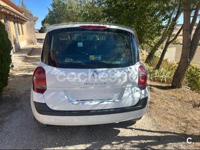 Blanco Usado 2009 Renault Grand Modus Dynamique Monovolumen | 5300 €