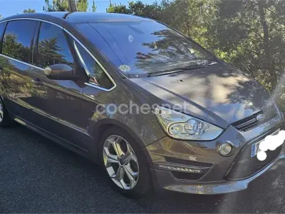 Begagnad Ford S-MAX