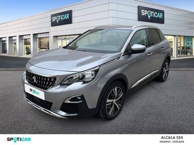Usado Peugeot 3008 Allure 131 CV (96 kW) 2019 Gris SUV
