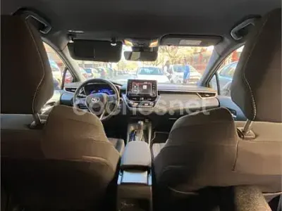 Usado Toyota Corolla Active 122 CV (89 kW) 2020 Blanco Berlina