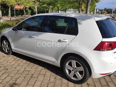 Blanco Usado 2015 VW Golf VII Advance Berlina | 11.990 € (Precio justo)