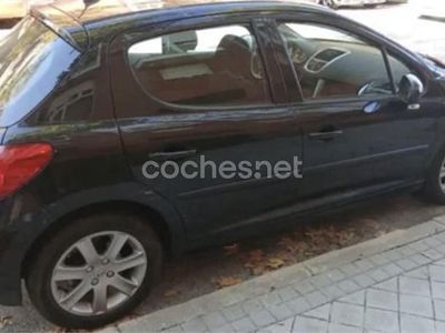 Negro Usado 2007 Peugeot 207 Sport Berlina | 4300 € (Precio justo)