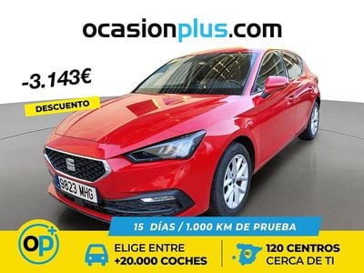 Usado Seat Leon Style 130 CV (95 kW) 2023 Rojo Berlina
