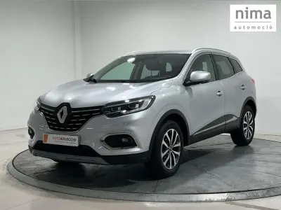 Usado Renault Kadjar Zen 140 CV (102 kW) 2021 Plateado SUV