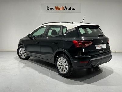 Usado Seat Arona Style 110 CV (80 kW) 2024 Negro SUV