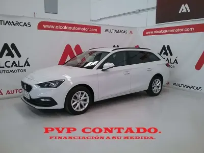 Usado Seat Leon ST Style 116 CV (85 kW) 2021 Blanco Familiar