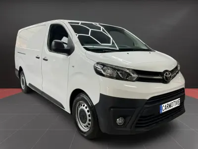 Usado Toyota Proace 145 CV (106 kW) 2023 Blanco Monovolumen