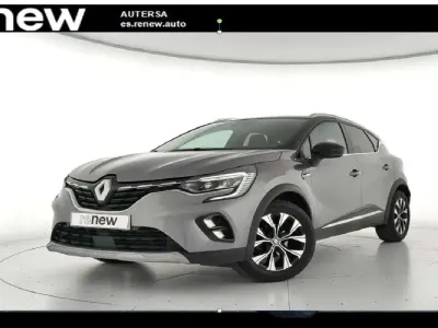 Usado Renault Captur Techno 140 CV (102 kW) 2023 Gris SUV