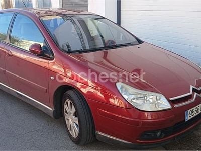 Usado Citroën C5 138 CV (101 kW) 2006 Rojo Berlina