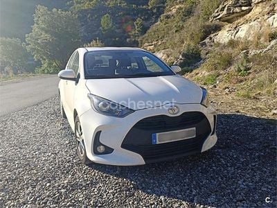 Usado Toyota Yaris 125 CV (91 kW) 2022 Blanco Utilitario