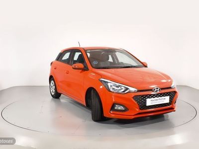 Tomato red Usado 2019 Hyundai i20 Berlina | 13.100 € (Un poco caro)