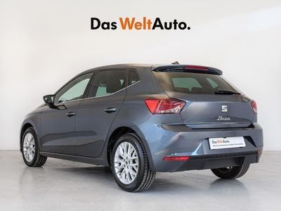 Usado Seat Ibiza 110 CV (80 kW) 2024 Gris