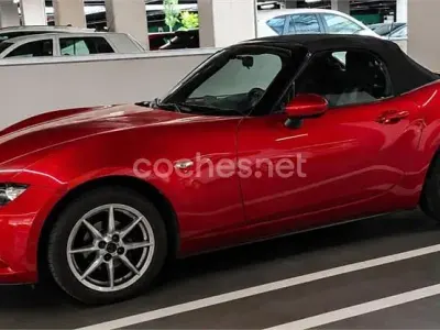 Usado Mazda MX5 Style 131 CV (96 kW) 2016 Rojo Descapotable