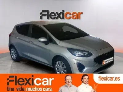 Usado Ford Fiesta Trend 75 CV (55 kW) 2023 Gris Utilitario