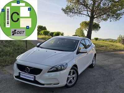 Usado Volvo V40 Inscription 120 CV (88 kW) 2017 Blanco Utilitario