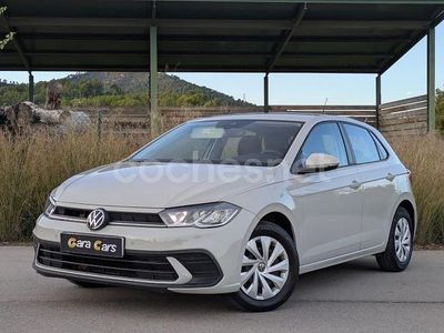 Usado VW Polo Life 95 CV (69 kW) 2022 Gris / plata Berlina