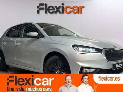 Usado Skoda Fabia Style 110 CV (80 kW) 2022 Gris Utilitario