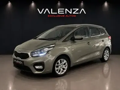 Usado Kia Carens 115 CV (84 kW) 2018 Beige Monovolumen