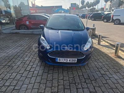 Usado Ford Fiesta Trend 82 CV (60 kW) 2017 Azul Berlina