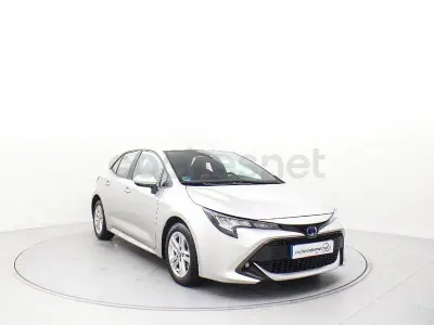 Używany Toyota Corolla Active 122 KM (89 kW) 2021 Szary Sedan/Limuzyna