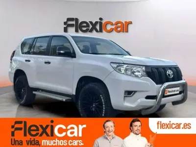 Używany Toyota Land Cruiser 204 KM (150 kW) 2020 Biały SUV