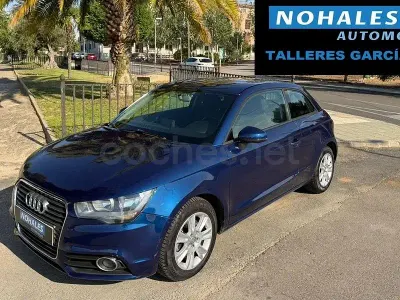 Usado Audi A1 Attraction 105 CV (77 kW) 2012 Azul Utilitario