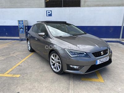 Usado Seat Leon CONNECT 150 CV (110 kW) 2016 Gris / plata Berlina