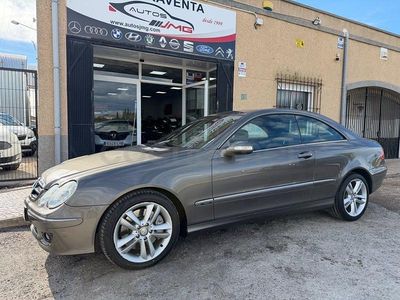 Beige Usado 2007 Mercedes CLK320 Avantgarde Coupe | 10.500 € (Precio justo)