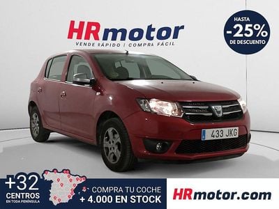 Usado Dacia Sandero 90 CV (66 kW) 2015 Rojo Berlina