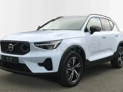 Nuevo Volvo XC40 Plus 163 CV (119 kW) 2026 Azul SUV
