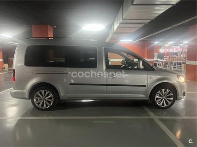 Usado VW Caddy Maxi Comfortline 140 CV (102 kW) 2013 Gris / plata Monovolumen
