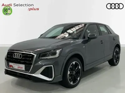 Usado Audi Q2 S-Line 150 CV (110 kW) 2022 Gris SUV