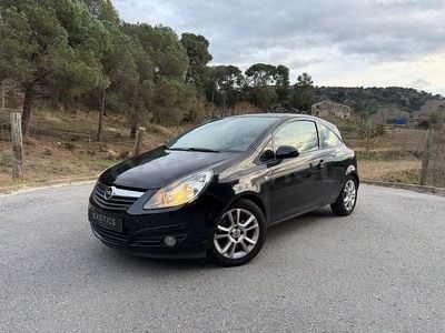 Usado Opel Corsa Sport 90 CV (66 kW) 2008 Negro Utilitario