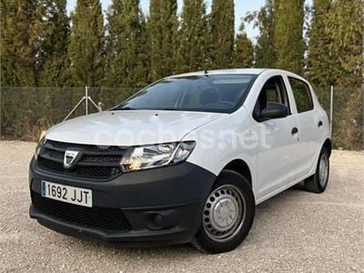 Blanco Usado 2015 Dacia Sandero Ambiance Berlina | 5750 € (Super precio)