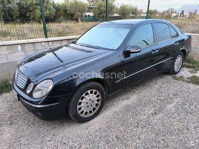 Mercedes E320