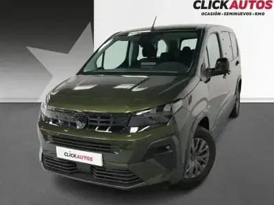 Usado Peugeot Rifter Allure 100 CV (73 kW) 2025 Monovolumen