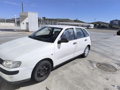 Usado Seat Ibiza Sport 110 HP (80 kW) 1999 Branco Citadino