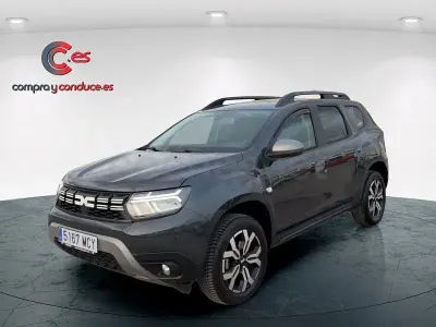 Usado Dacia Duster Journey 100 CV (73 kW) 2022 Gris / plata SUV