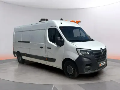 Usado Renault Master 136 CV (100 kW) 2023 Blanco Monovolumen