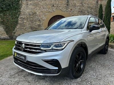Käytetty VW Tiguan Sportline 150 HP (110 kW) 2023 Harmaa Katumaasturi