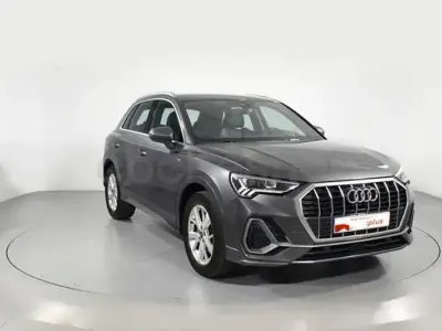Usado Audi Q3 S-Line 150 CV (110 kW) 2022 Gris / plata SUV