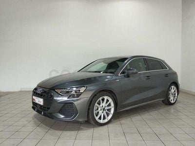 Usado Audi A3 S-Line 150 CV (110 kW) 2025 Gris / plata Berlina