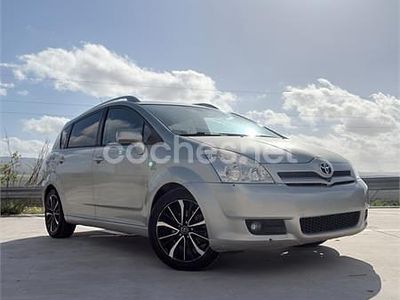 Usado Toyota Corolla Verso Luna 116 CV (85 kW) 2006 Gris / plata Monovolumen
