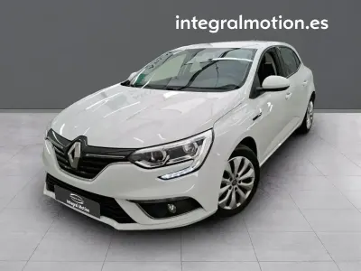 Usado Renault Mégane IV Business 95 CV (69 kW) 2020 Blanco Berlina