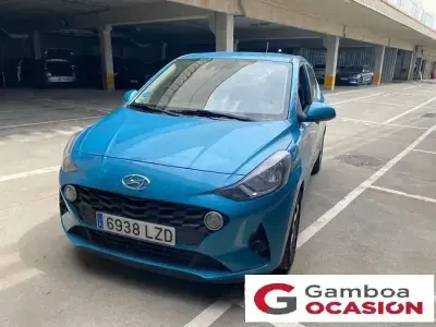 Usado Hyundai i10 66 CV (48 kW) 2022 Azul Utilitario